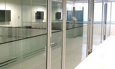 Перегородки из стекла в офисе купить в Ростове-на-Дону