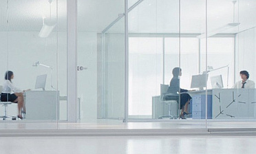 Стеклянные прозрачные перегородки в офис премиум купить в Ростове-на-Дону