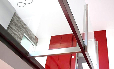 Стеклянные полы из закаленного стекла купить в Ростове-на-Дону