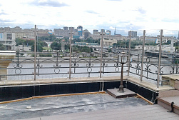 Цельностеклянные ограждения для крыш в Ростове-на-Дону. Готовые проекты ПерилаГлавСнаб - фото 10 Цельностеклянные ограждения для крыш в Ростове-на-Дону. Готовые проекты ПерилаГлавСнаб - фото 10