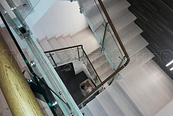 Стеклянные перила для колодезных лестниц в Ростове-на-Дону. Готовые проекты ПерилаГлавСнаб - фото 2 Стеклянные перила для колодезных лестниц в Ростове-на-Дону. Готовые проекты ПерилаГлавСнаб - фото 2