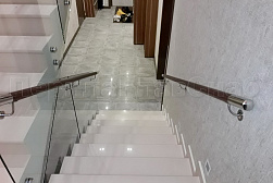 Цельностеклянные ограждения на несущем стекле в Ростове-на-Дону. Готовые проекты ПерилаГлавСнаб - фото 13