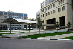 Козырьки и навесы на металлокаркасе в Ростове-на-Дону. Готовые проекты ПерилаГлавСнаб - фото 24